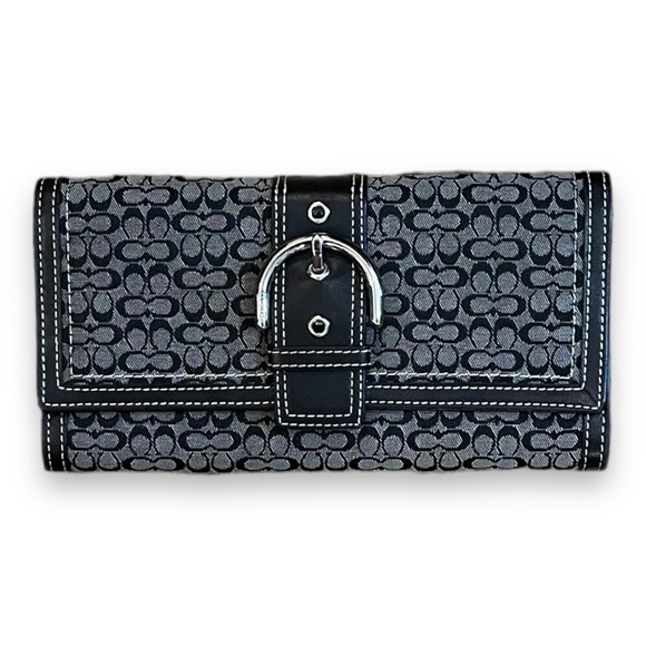 Coach Handbags - LIKE NEW! Coach Retro Soho Signature Jacquard & Leather Full Size Trifold Wallet